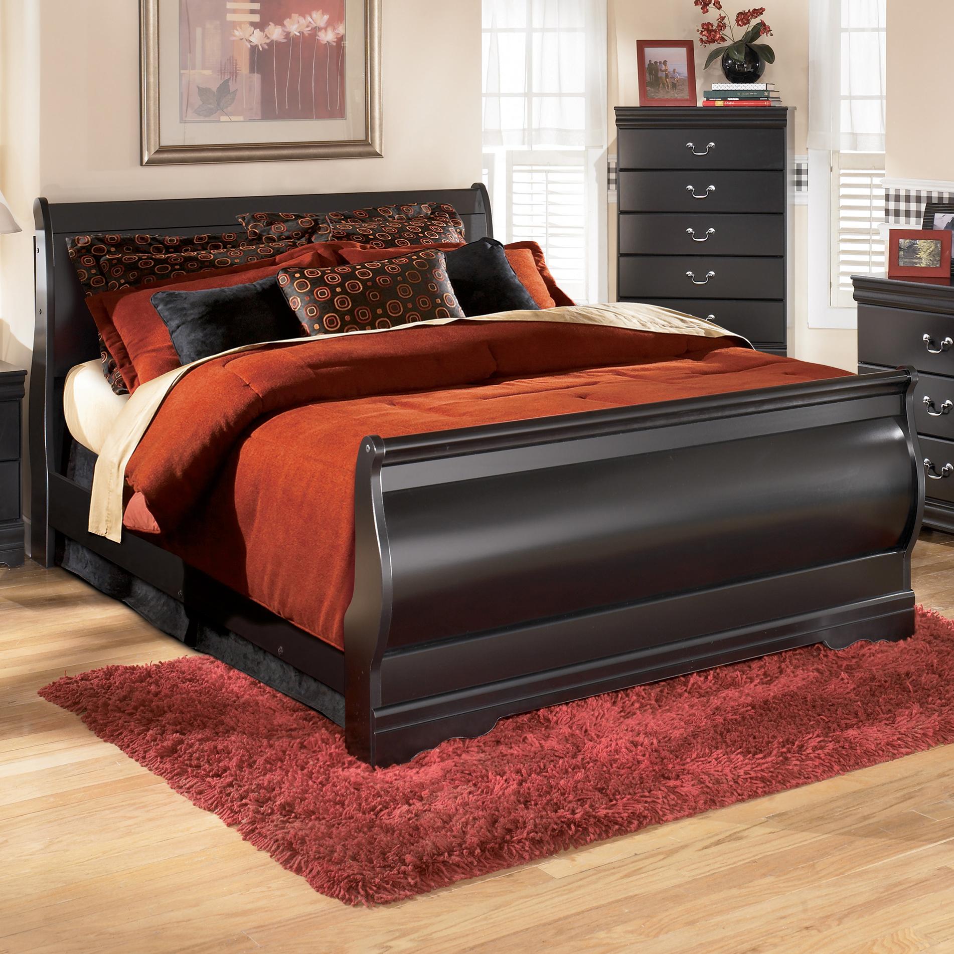 Signature Design by Ashley Huey Vineyard Full Louis Philippe Sleigh Bed